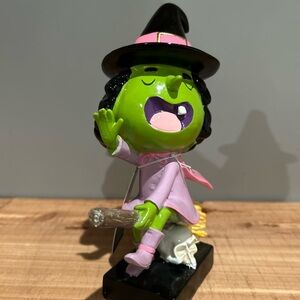 NWT 7 1/2” Ghoulish Witch